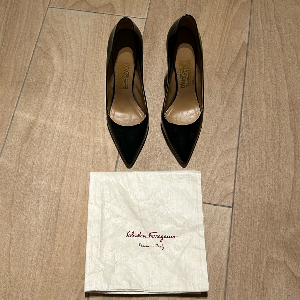 Ferragamo Patent Heels 100